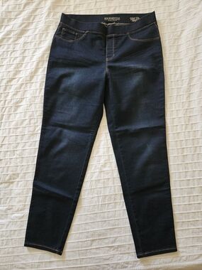 Sound & Style Dark Blue Lightweight Pull On Stretch Skinny Jeans for Women Sz. L
